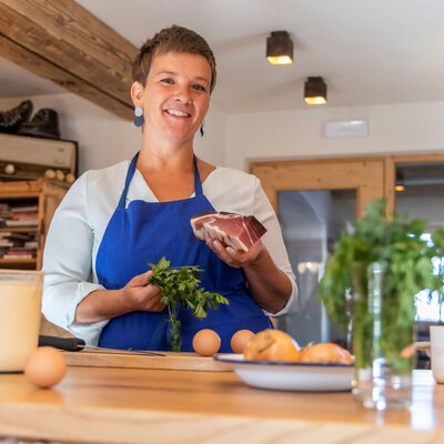 Portrait Verena Silbernagl Trieferhof | © Triefer Hof